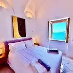 Seventh Heaven Vila